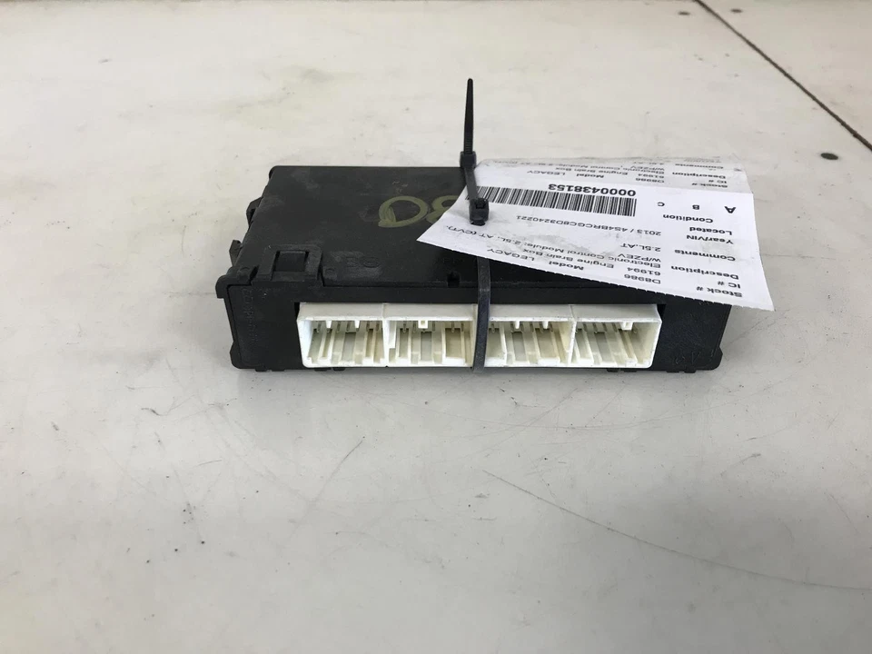 Módulo de control del motor usado (ECM) se adapta a: 2013 Subaru Legacy Electronic Control Mod Foto 2 de 4