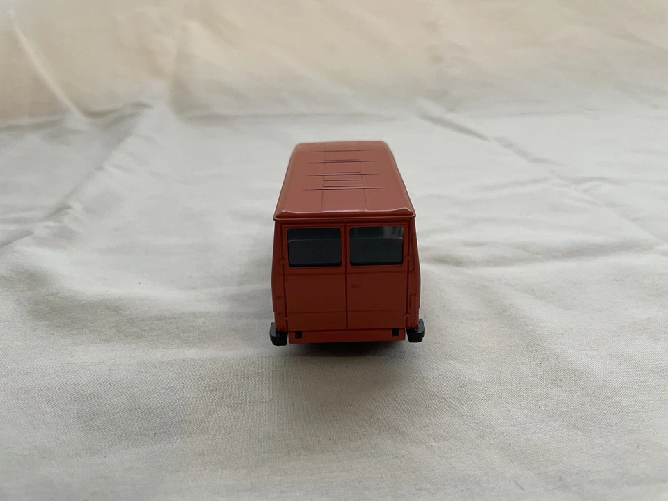 Conrad No. Фургон 3063/3064 Mercedes Benz 207D 307D - Изображение 4 из 4