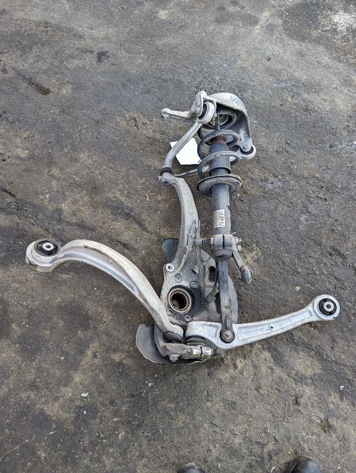 Driver Left Strut Front Fits 13-15 AUDI RS5 , 8T0413031AG - Imagem 2 de 4