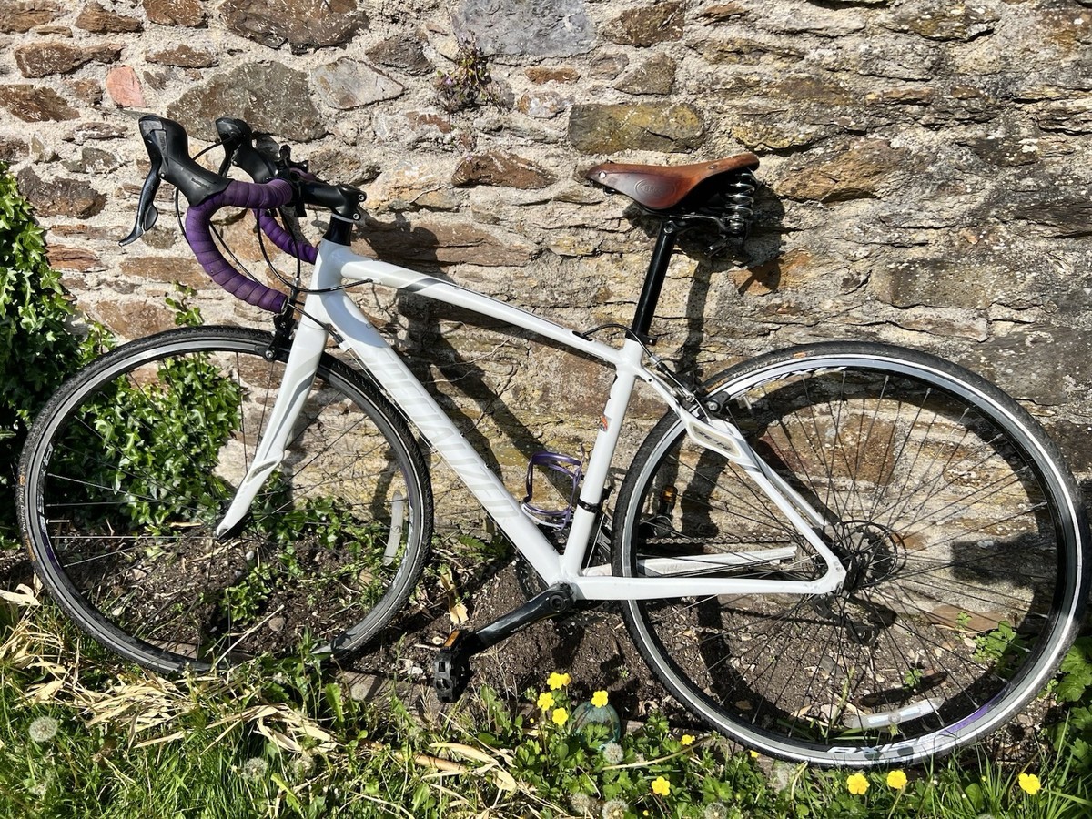 Specialized Dolce Women's 51cm Sports Road Bike UK