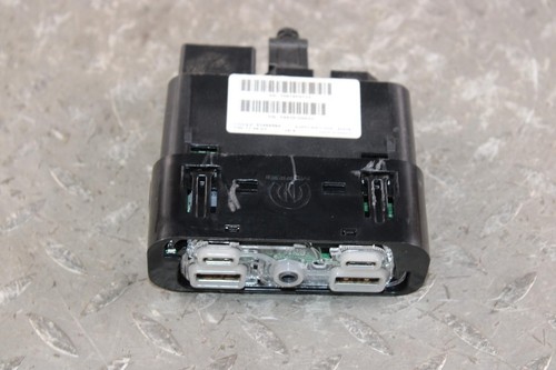 19-21 Ram Electrical Center Console USB Port Media Hub Module Factory OEM OE WTY