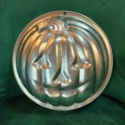 Vintage 1999 Progressus Pumpkin Cake Pan JackOLantern Cake Mold Made in Portugal