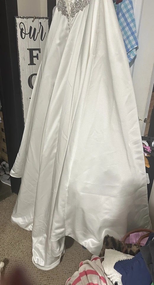 Precioso Vestido de Novia Para Mujer Talla 16-18 Formal Hermoso Diseño de Novia Foto 3 de 4