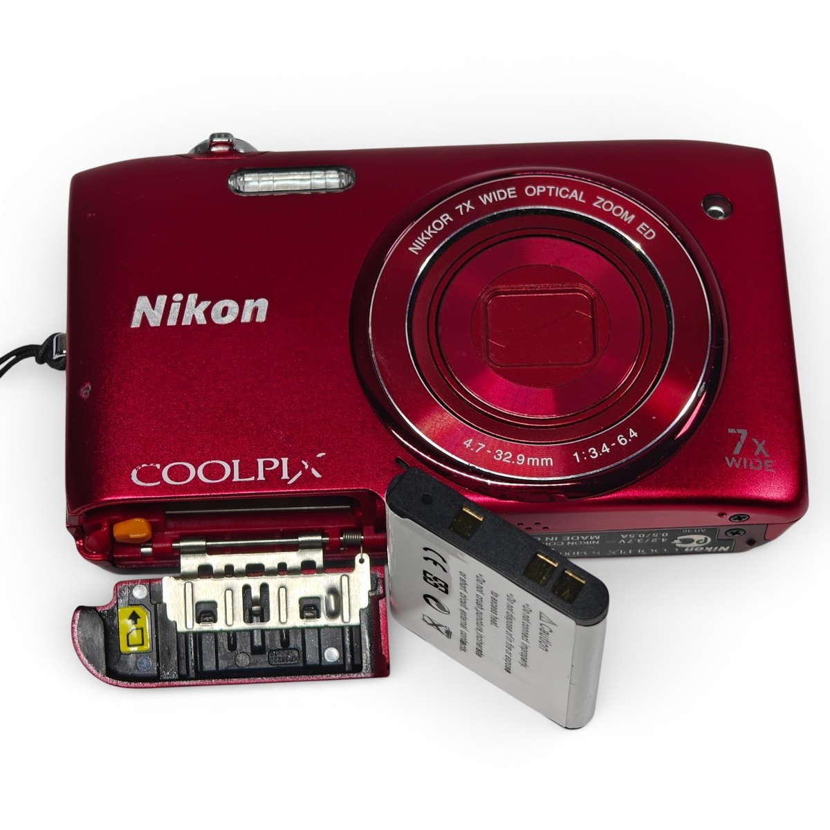 Nikon COOLPIX S3400 Digital Camera Red 20MP 7x Zoom 720p Boxed