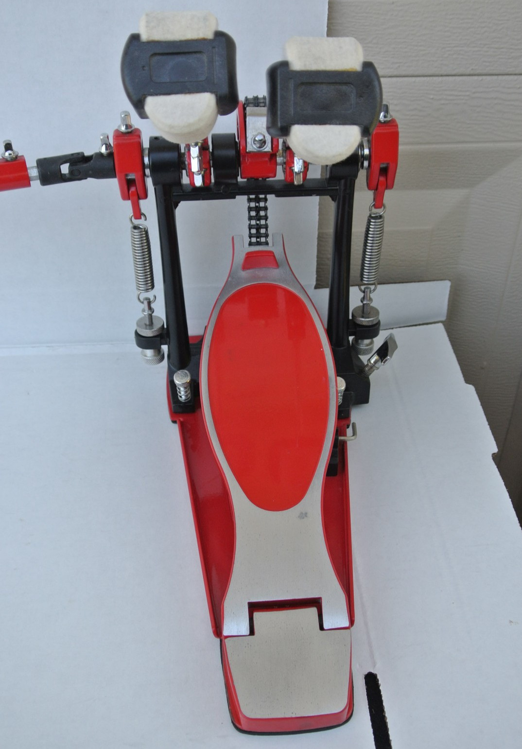 CHECK THIS OUT DAWG!!! BIG DOG DRUM STUFF of UK? RED DOUBLE BASS PEDAL! L216