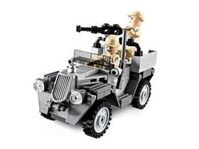 LEGO&reg; Indiana Jones 7622-1 Race for the Stolen Treasure