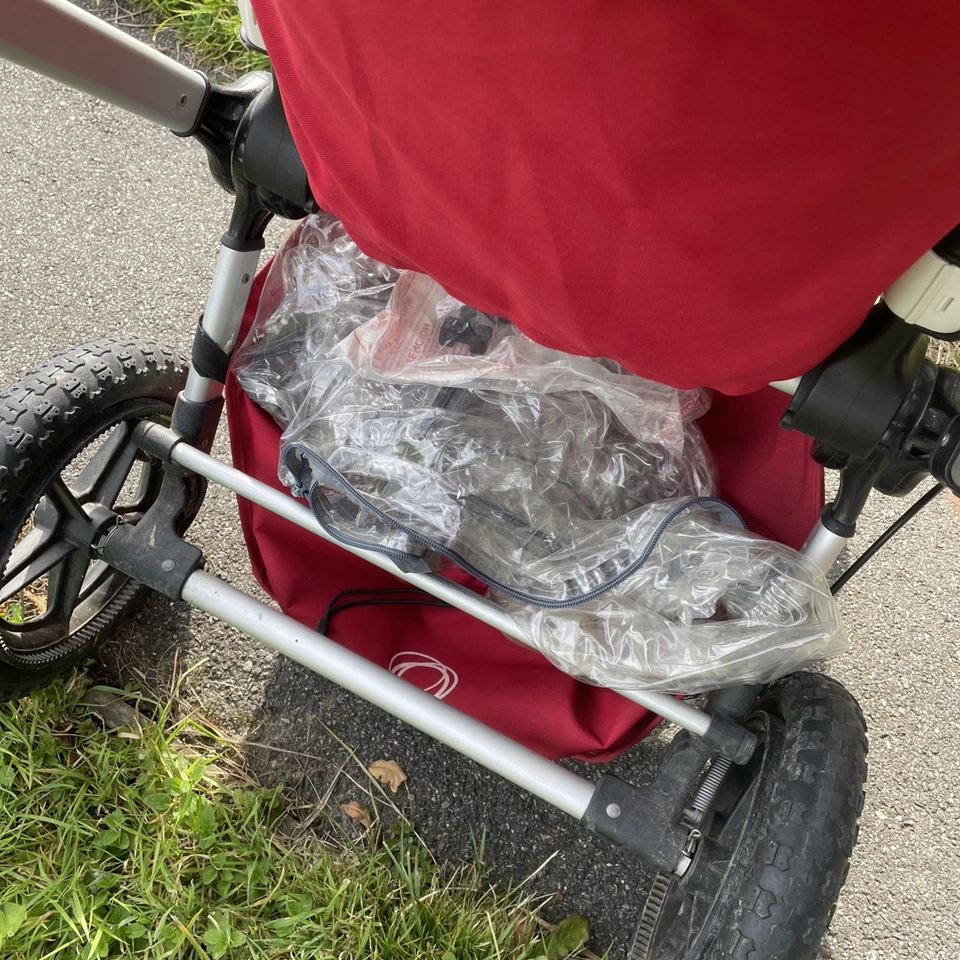 Bugaboo Frog No Hood Maxi Cosí Car Seat Adaptors  Universal Raincover  Net - Image 3 of 4