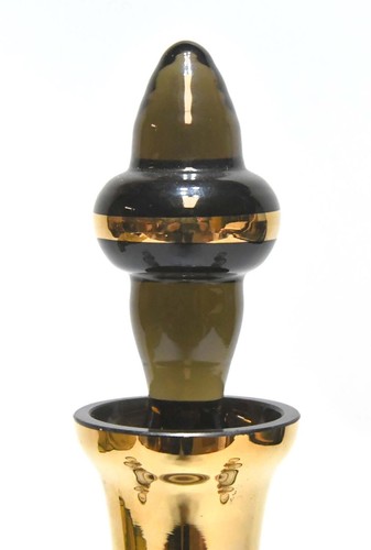 VINTAGE MCM SMOKE GLASS DECANTER WITH 6 GLASSES GOLD TRIM DESIGN GLASS STOPPER - Picture 2 of 6