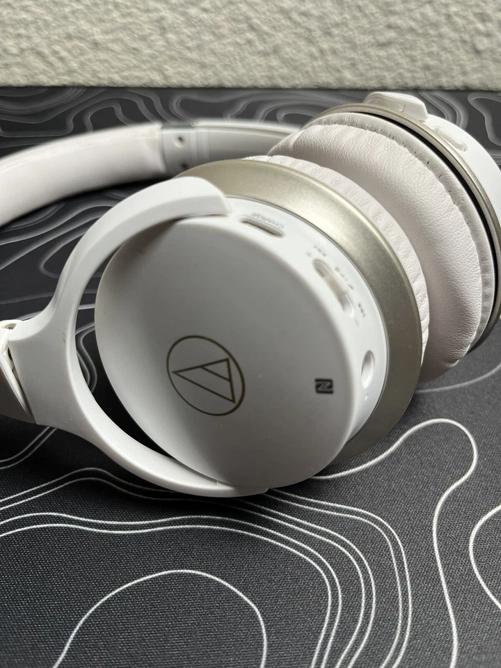 Audio-Technica ATH-S220BT Wireless On-Ear Headphones Headset - White Tested - Image 2 of 4