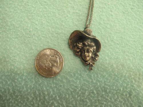 Vintage Art Nouveau Sterling Silver Lady Woman Hat Bonnet Necklace - Picture 4 of 8