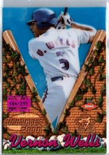 2000 Pacific Invincible Holographic Purple /299 Vernon Wells #150