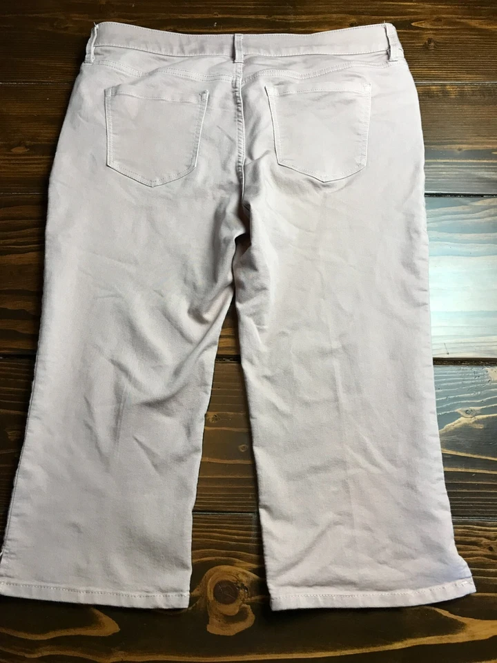 Pantalones Liz Claiborne, para mujer talla 14, rosa, cintura elástica, capri, bolsillos Foto 2 de 4