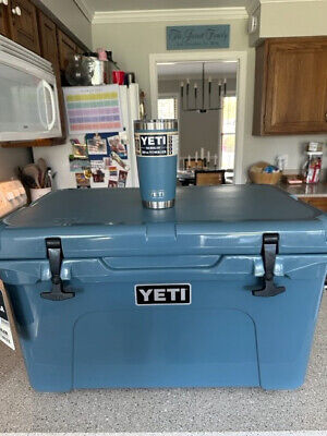 YETI Tundra Cooler 45