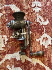 Vintage Universal No. 2 Food Meat Grinder Hand Crank, Table Mount Made In USA