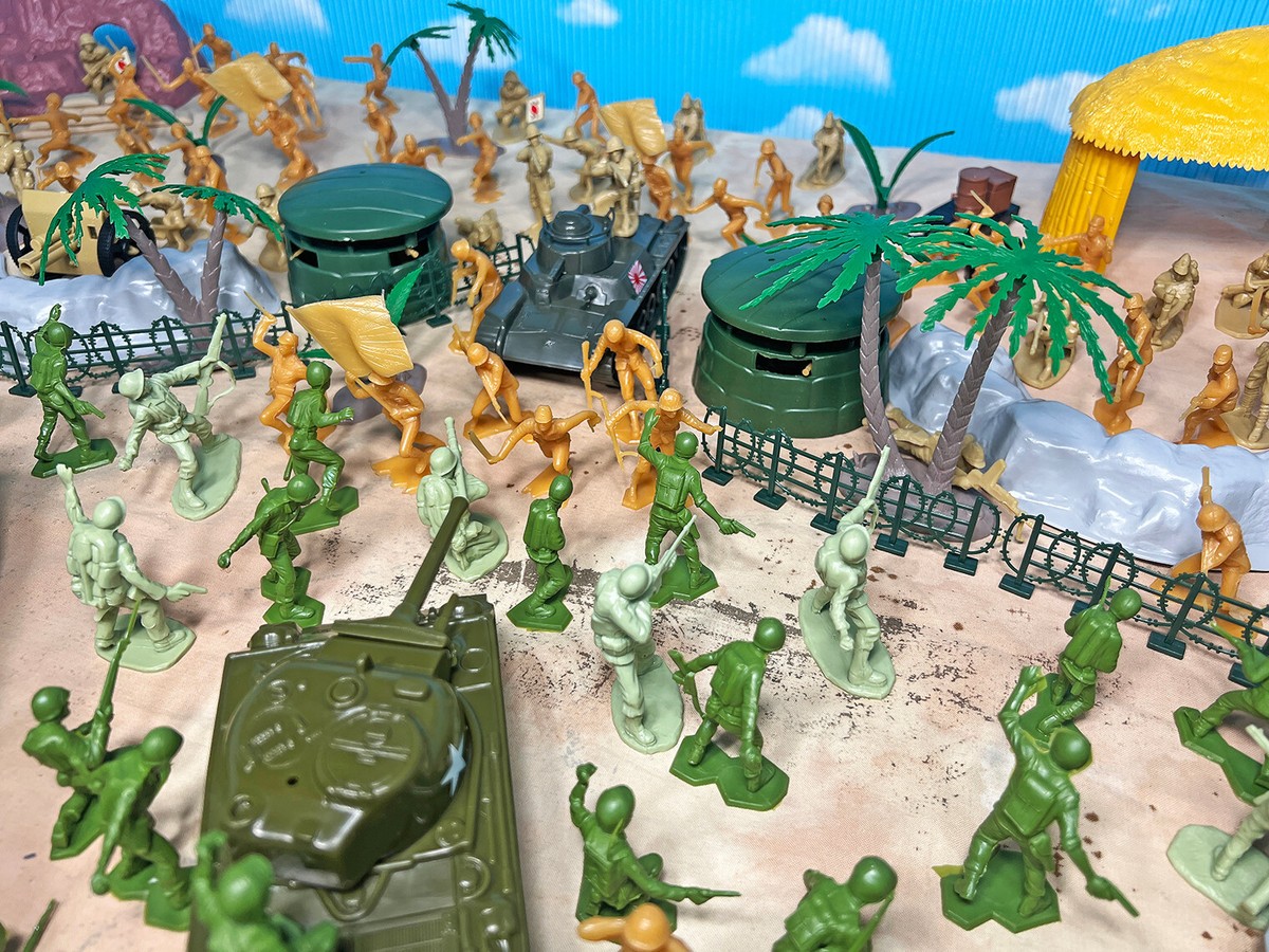 WWII Pacific Campaign Playset - 54mm Plastic Toy Soldiers - 289