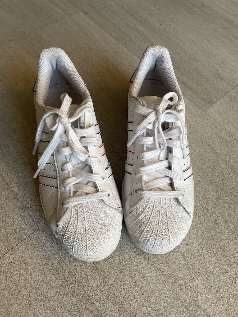 Adidas Superstar Womens Older Girls Trainers Shoes Uk Gy3133