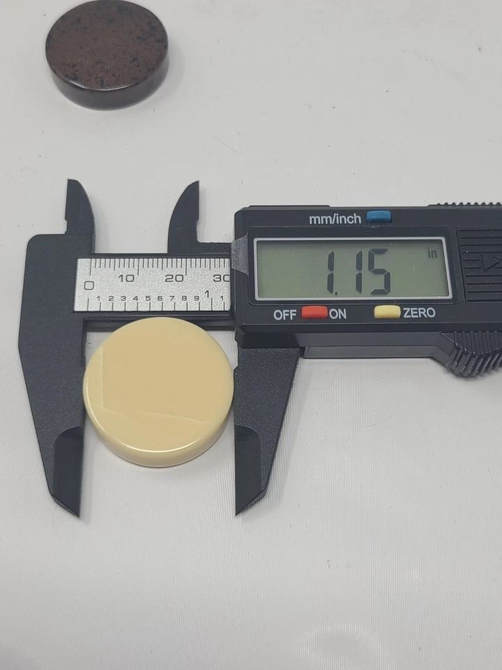 Vtg Carindal Backgammon White Brown Game Pieces Chips Speckled Replacement part - Image 2 of 3