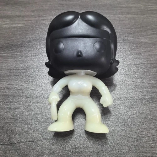Funko Pop PROTOTYPE Wonder Woman White Lantern (Glow) EXCLUSIVE Vinyl Figure