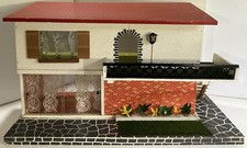 VINTAGE MID CENTURY GERMAN VERO DOLL HOUSE, EARLY 1970s, MIT LICHT & TÜRKLINGEL