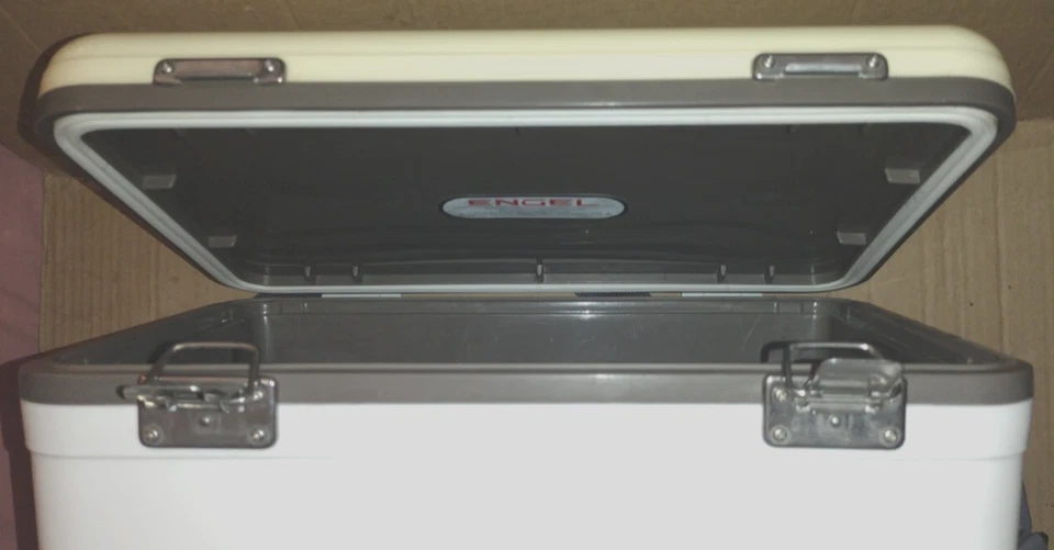 Enfriador de caja seca hermético a prueba de fugas ENGEL 19 Qt blanco UC19 camping pesca Foto 4 de 4