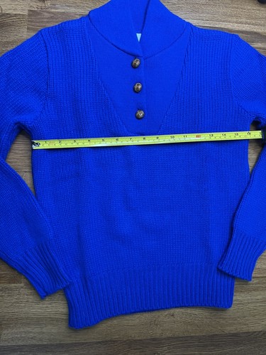 Vintage Sears JR Bazaar Acrylic Blue Knit Sweater With Braided Leather Buttons - Picture 7 of 8