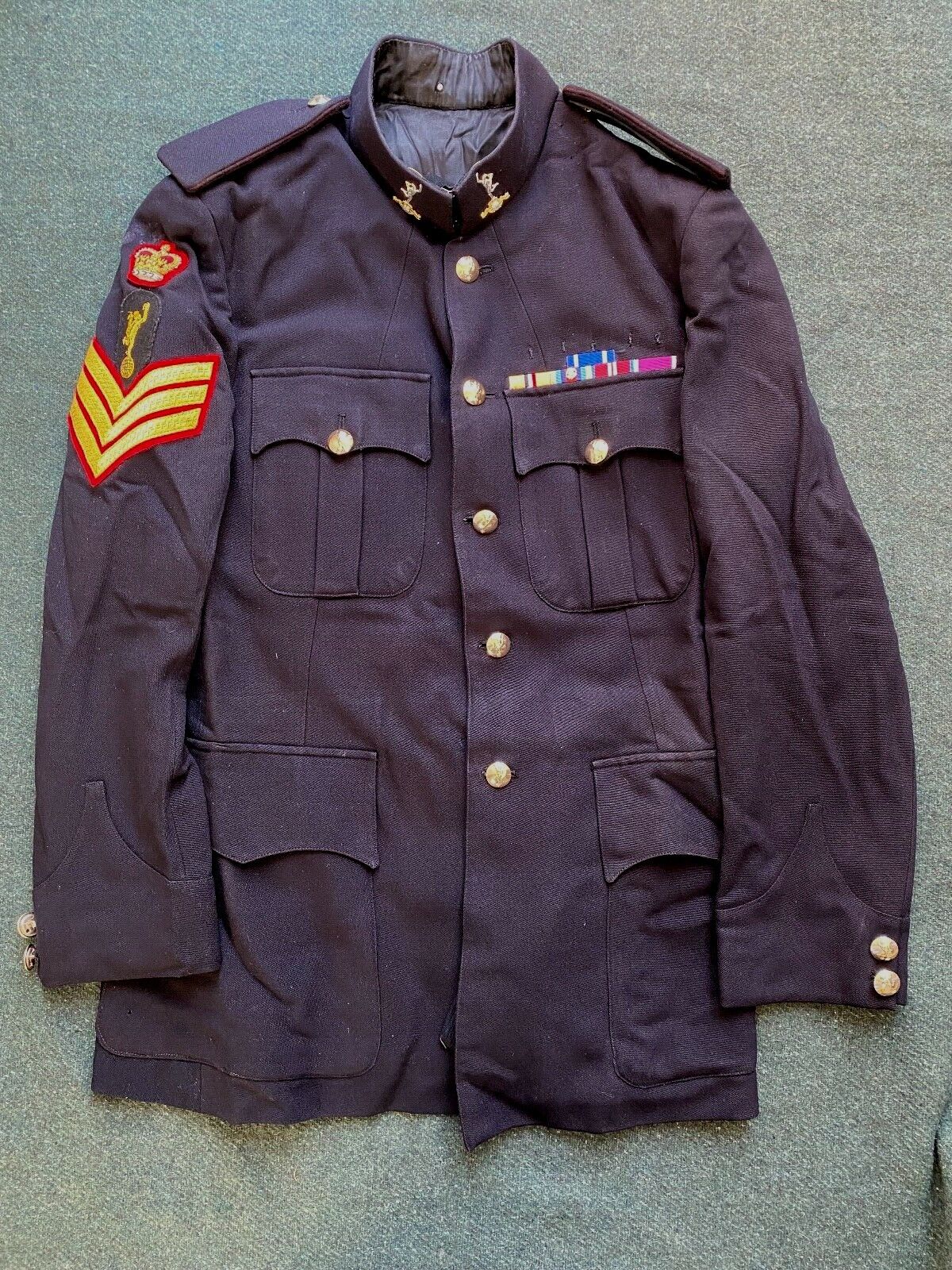 Original Vintage British Army No 1 Dress Blues Patrol Tunic R.Sigs S/SGT - 40"