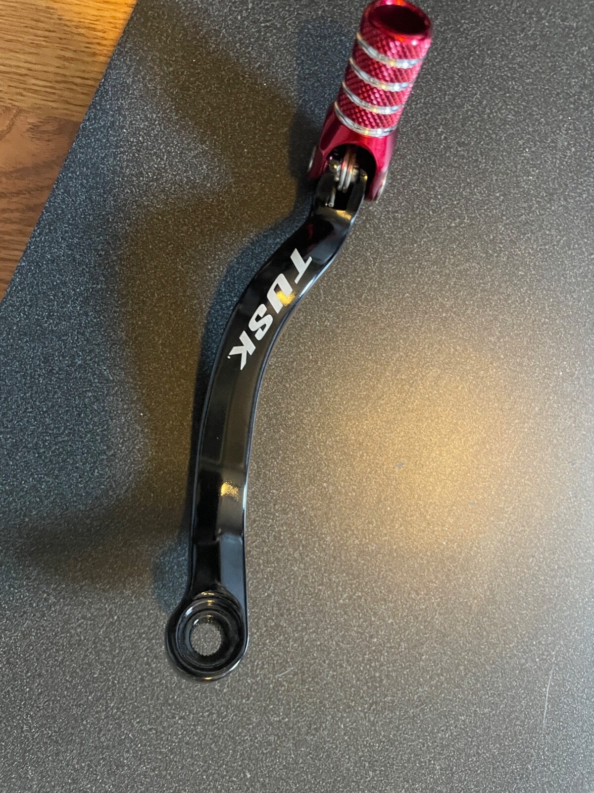 Tusk Folding Shift Lever Black/Red Gear shift Shifter lever Pedal