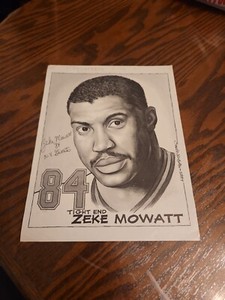 NFL New York NY Giants Zeke Mowatt #84 Tight End - Charlie McGill Art Print 1987