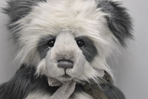 Charlie Bears Tully Retired Bear by Isabelle Lee Tagged - Picture 8 of 24