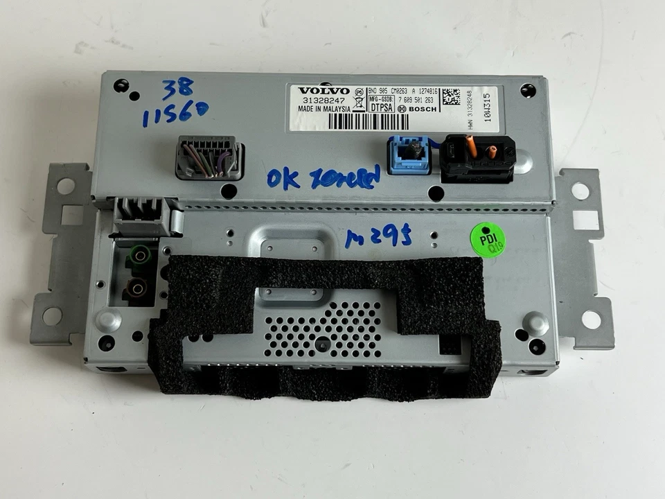 2011 VOLVO S60 INFORMATION DISPLAY SCREEN TESTED 31328247 OEM - Image 3 of 4