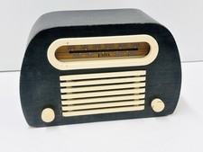 VTG WOODEN FADA 252 TEMPLE IN BLUE & IVORY DECO TUBE RADIO