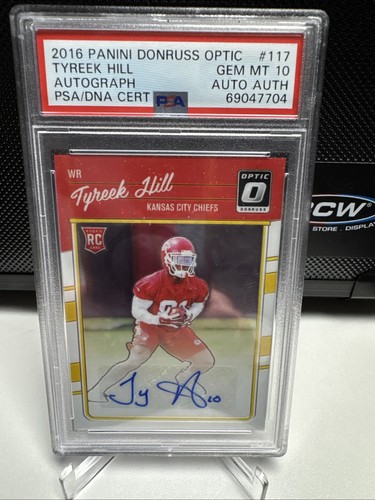 Tyreek Hill 2016 Donruss Optic Rookie Signatures Auto 003/150 PSA 10 Pop 1