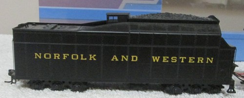 Blue line N&W Norfolk & Western 2-6-6-2 #1218 with Tender HO gauge - Picture 3 of 8