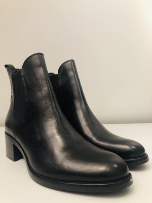 moda in pelle chelsea boots