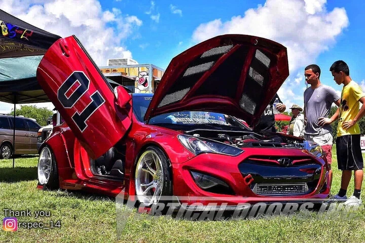 Hyundai Genesis Coupe 2009-2015 parafuso em portas Lambo portas verticais Inc - Imagem 2 de 4