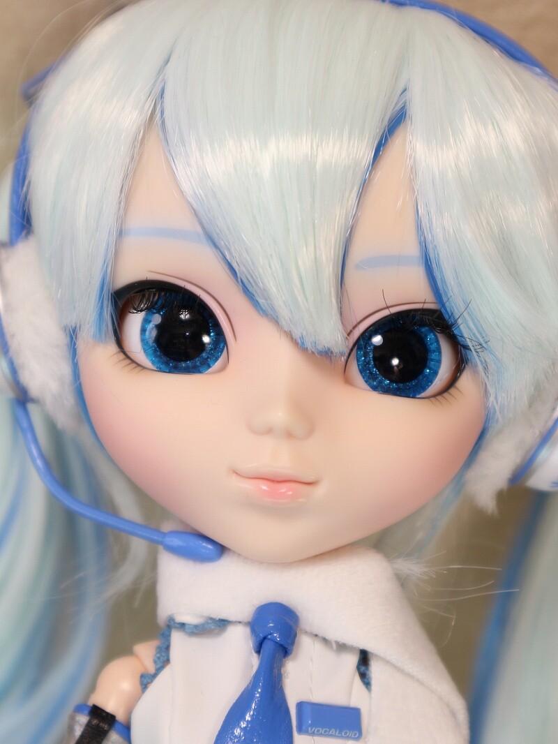 RARE NEW Pullip Snow Yuki Miku Hatsune Doll Vocaloid 01 P-037 from