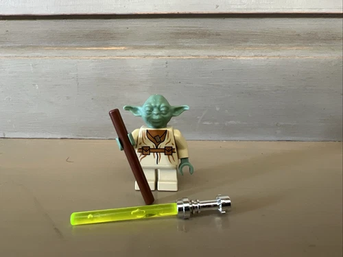 LEGO Star Wars 7103 7260 4502 Yoda Minifigure sw0051 w/chrome hilt & cane