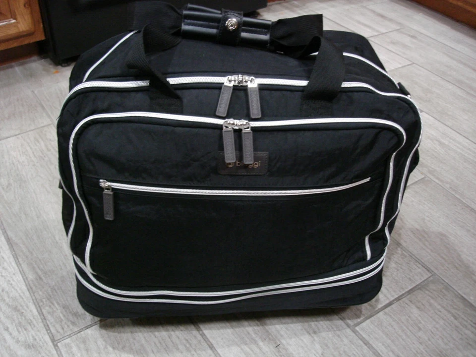 NUEVO Equipaje de mano Biaggi Zipsak Boost extensible debajo del asiento NEGRO/GRIS 15”-18” de alto. Foto 2 de 4