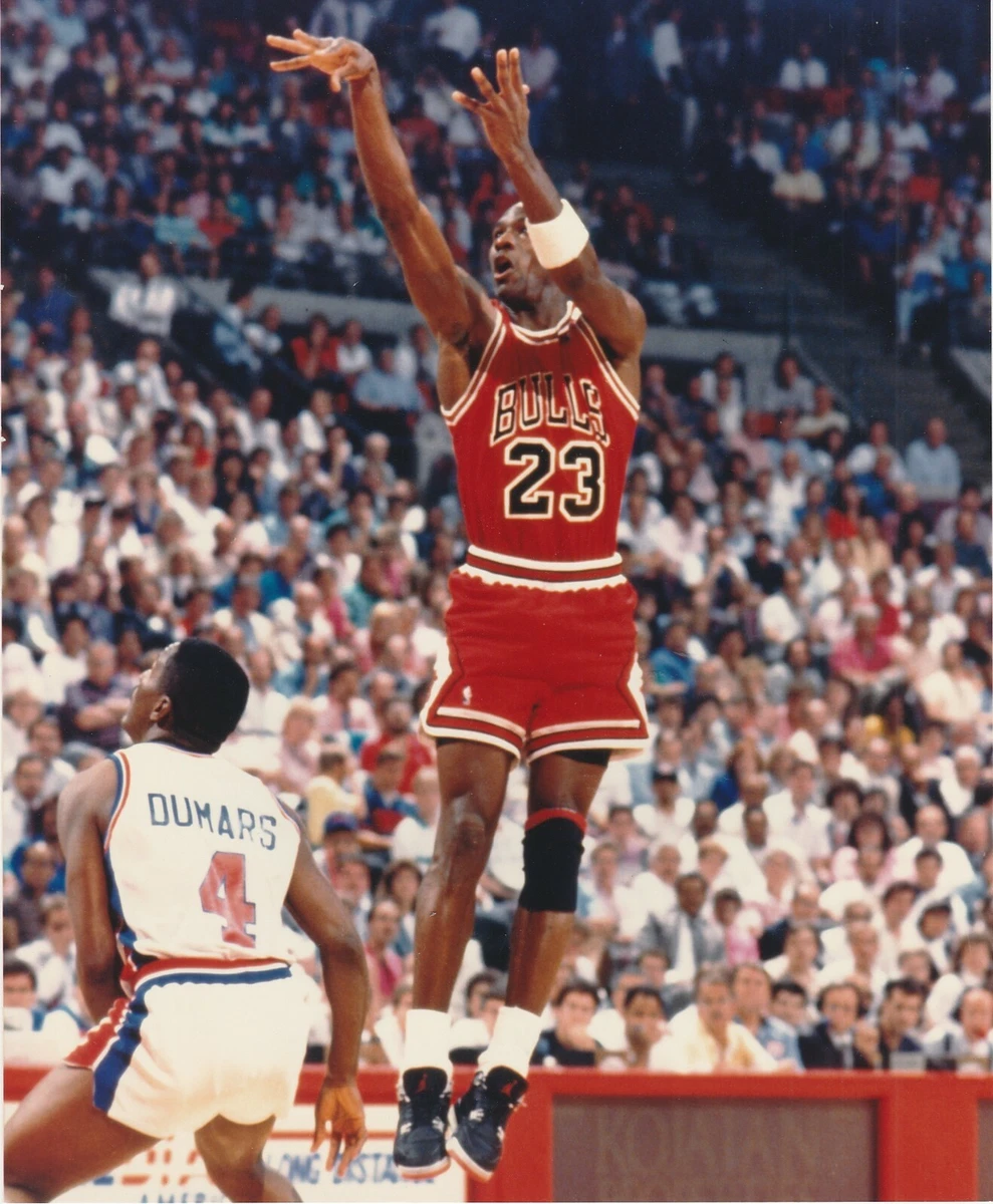 Michael store jordan red