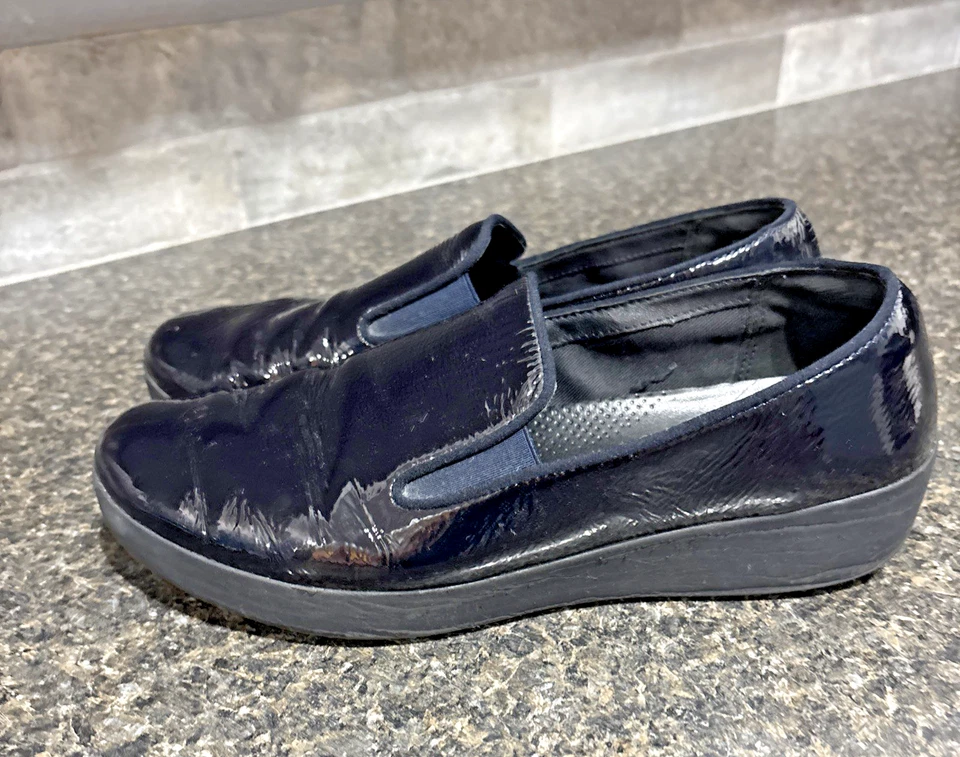 Fitflop Women's Supercomff Slip On Shoe Sz. 8.5  Loafer Flats dark blue/ black  - Image 4 of 4