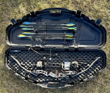 Hoyt Aspen Compound Bow RH 55# 26” Draw w/ Case, Quiver, Release & Easton Arrows