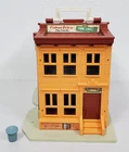 Z-410 VINTAGE 1974 FISHER-PRICE PLAY FAMILY SESAME STREET BROWNSTONE PLAYSET!
