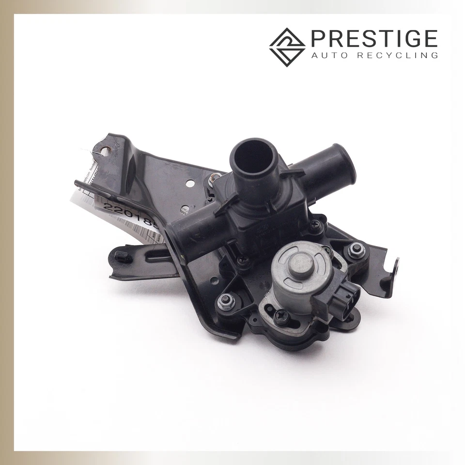 Toyota Mirai 2017 carcasa termostato Foto 3 de 4