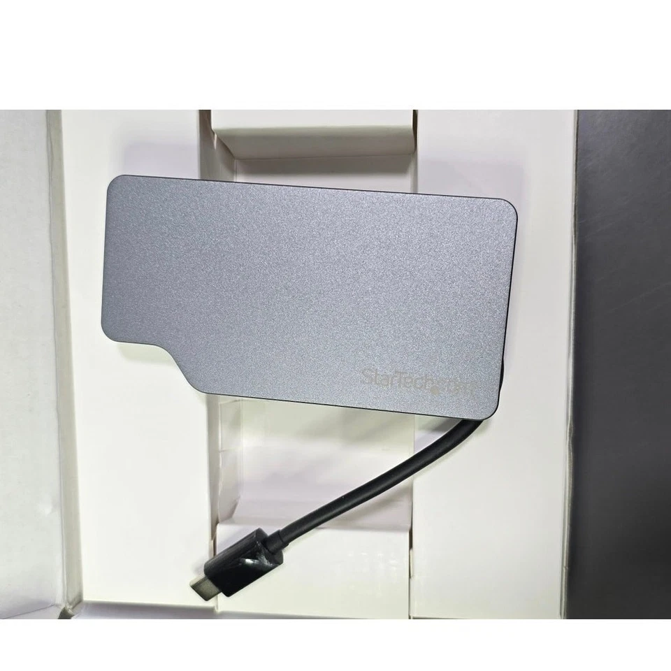 StarTech 4-in-1 USB-C Video Adapter Space Gray 4K - Image 3 of 4