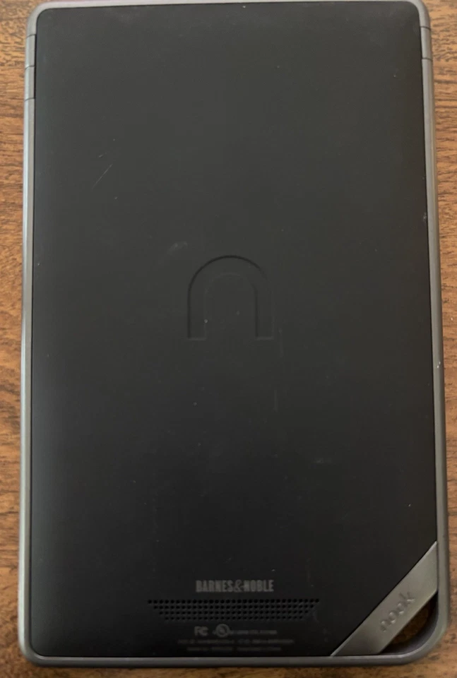 Barnes & Noble Nook Color 8 GB, Wi-Fi, 7 pulgadas BNRV200 (Leer Estado) Foto 2 de 4