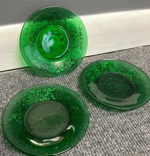 Vintage Anchor Hocking Glass Green Plates Sandwich Butter Pats Serving Set of 3