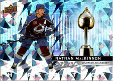 2021-22 Upper Deck MVP Hockey Hart Attack #HA-4 Nathan MacKinnon Avalanche