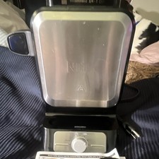 Ninja BW1000 Belgian Waffle Maker 1000W Non-S...