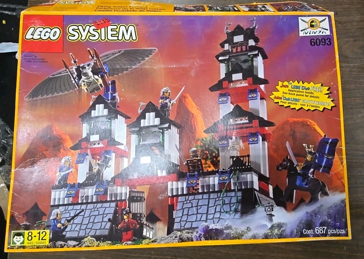 LEGO System Flying Ninja's Fortress Set 6093 (Box Only) Wear 