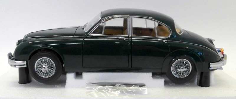 Model Icons 1/18 Scale Diecast - 2010002 Jaguar Mark 2 Racing Green - Image 2 of 4